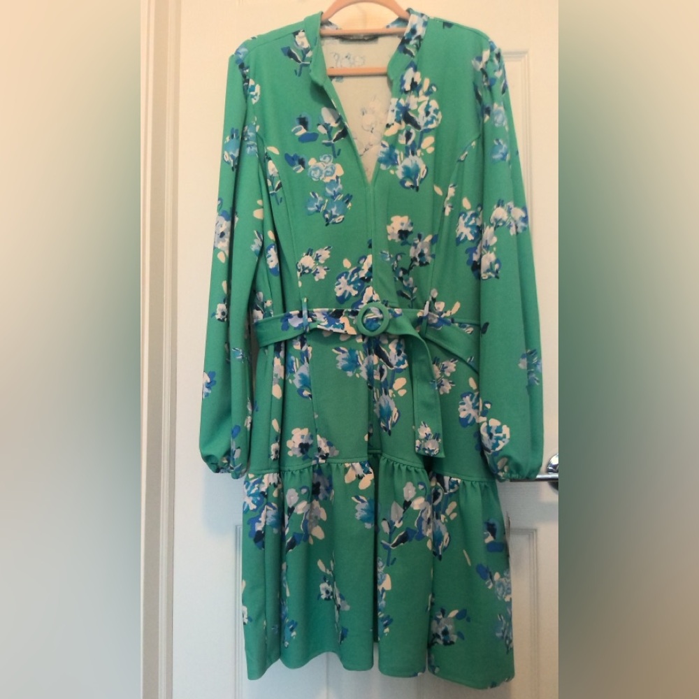 NWT Danny & Nicole Green & Blue Floral Collared V-Neck Belted Dress 18